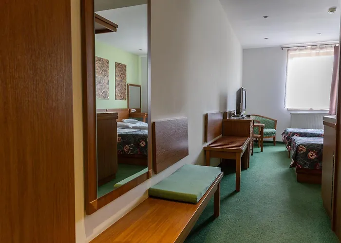 Hotel Max Inn