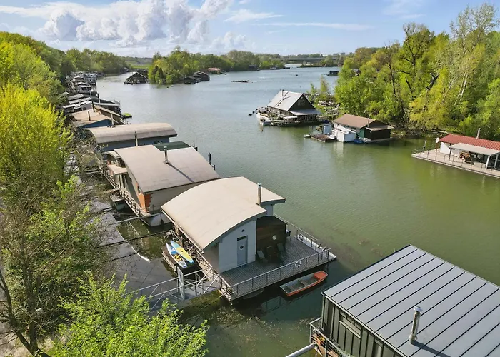 Sunset View Housboat With Sundeck,Ac&Heating